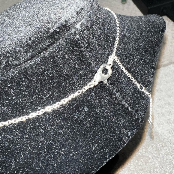 New Boutique Turquoise Stone Blue and Silver Necklace - Picture 6 of 7